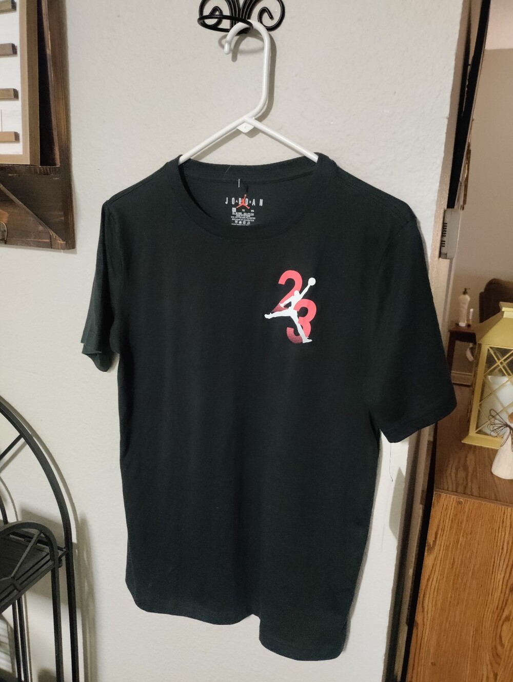 New Boys Jordan Black XL T-shirt